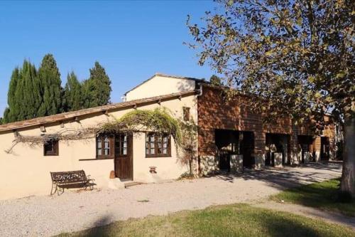 Gîte équestre en Provence aux pieds des Alpilles - Location saisonnière - Maillane