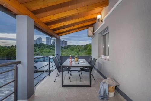 House Katarina with private swiming pool in เวรูเดลา