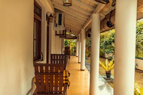 Double Room with Garden View image 8