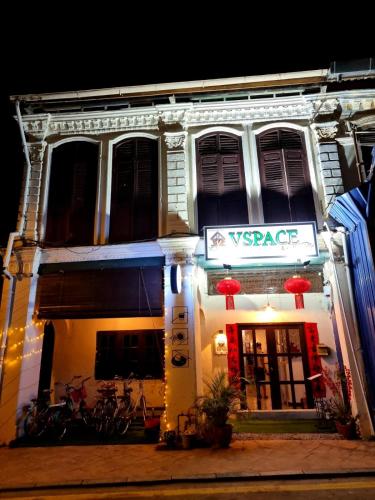V Space CAPSULE CAFE MELAKA