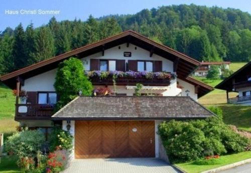 Ferienwohnung für 4 Personen ca 55 qm in Reit im Winkl, Bayern Oberbayern