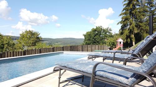 WellnessFerienhaus Haus 2 mit Pool, Sauna und eigenem Whirlpool mitten in Deutschland