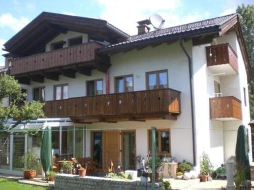 Ferienwohnung in Garmisch-Partenkirchen - b48490 Garmisch-Partenkirchen