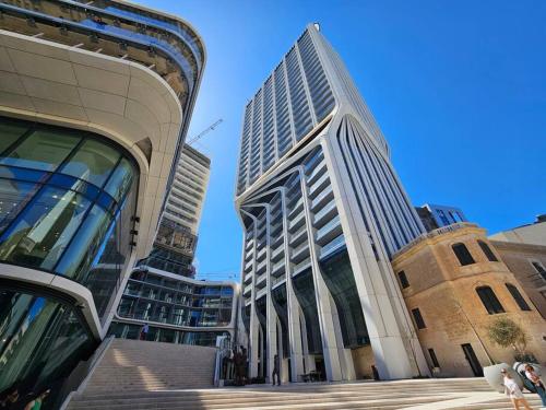 Mercury-Tower Modern Apartment