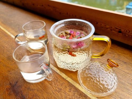 V Space CAPSULE CAFE MELAKA