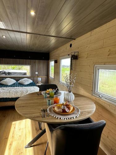 La Cabane D'Emma Spa&Sauna privé gîte à louer Scaër