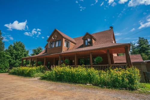 L'Auberge Refuge du Trappeur in แซ็ง-มาทิเยอ-ดู-ปาร์ก (QC)