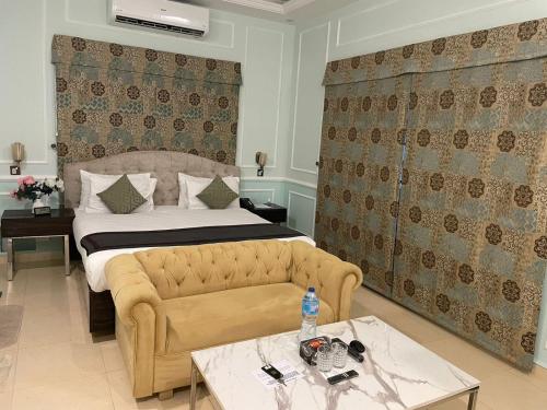 Double room, deluxe