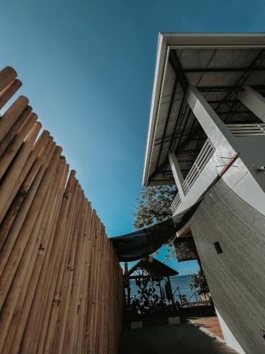 Gloria's Beach House Gloria's Beach House