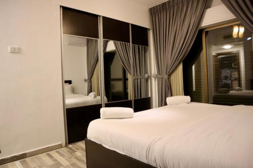 aboun rooftop 2bedroom kh&sh - image 9