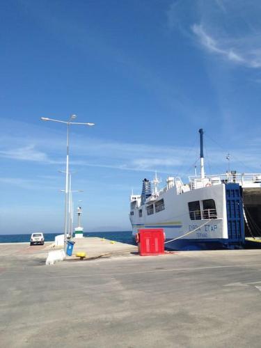 Gorgeous seaside residence