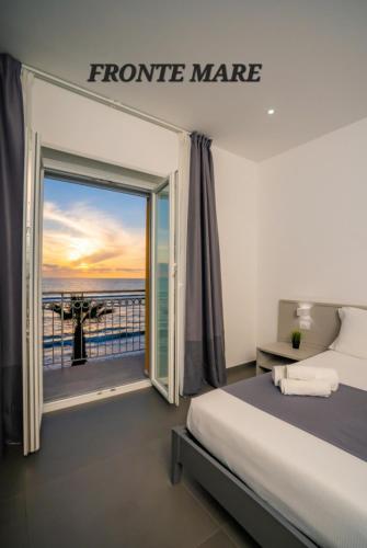 mc b&b Room Type - Deluxe Double Room with Sea View