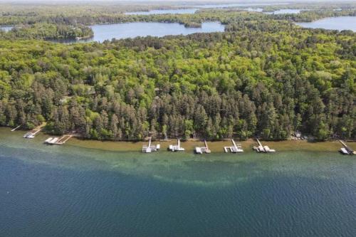 Premier Lakeside Retreat on The Whitefish Chain! in Cross Lake, USA