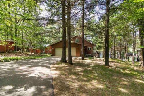 Premier Lakeside Retreat on The Whitefish Chain! in Cross Lake, USA