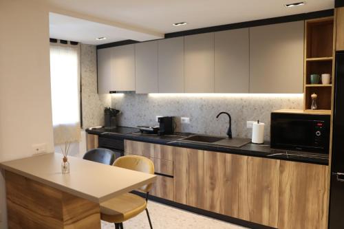 SoInn's Apartament, Tirana (photo 4)