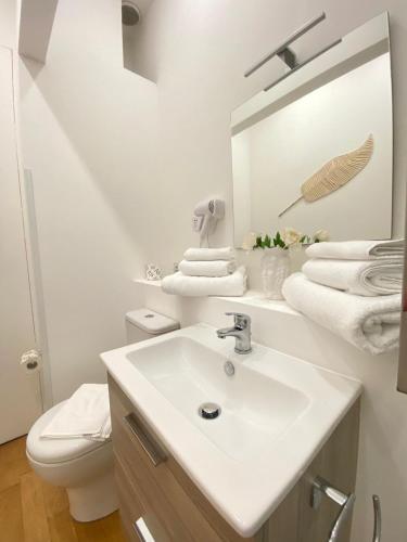 Superior Two-Bedroom Suite image 2