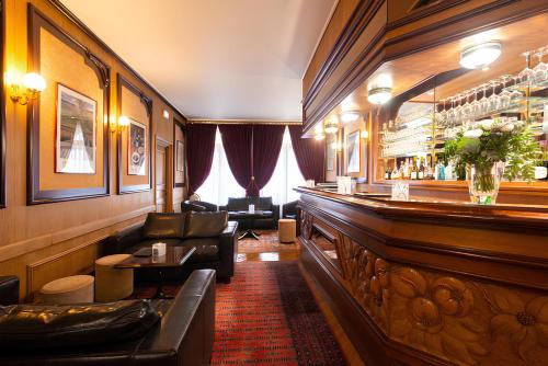 Hotel Belle Epoque - image 12