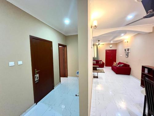 Hidden Gem In Oyibi New 2 Luxury Bedroom Apartment in Aburi