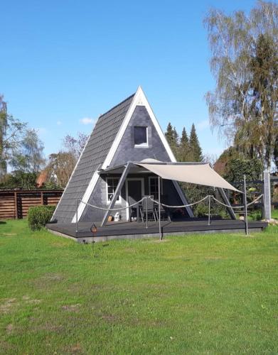 Ferienhaus Elbliebe - kleine Hunde bis 25 cm willkommen in 貝格/易北河