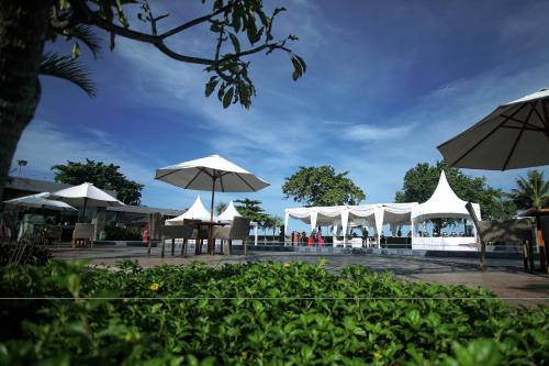 Hotel Pangeran Beach