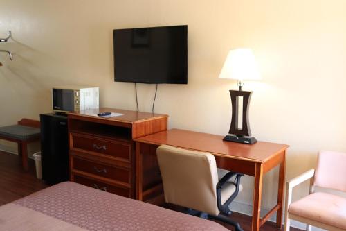 Woodstream Inn - image 14