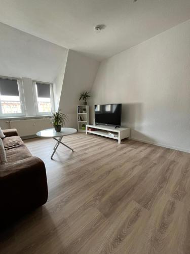 1 Raum Wohnung in ruhiger Lage - Apartment - Limbach - Oberfrohna