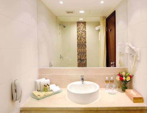 Casa Real Hotel, Macau Room Type - Elite King Room