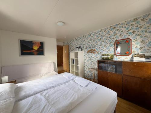Fagrabrekka Guesthouse 2