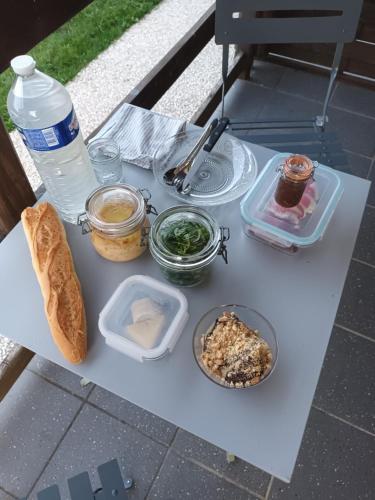 Le Miraillet, chambre hôte (Le Miraillet, chambre hote) in ลาญอล