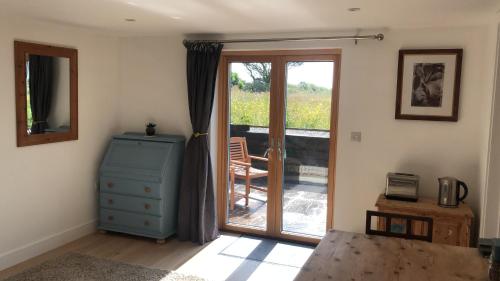 Apple Tree Barn - converted barn with meadow views