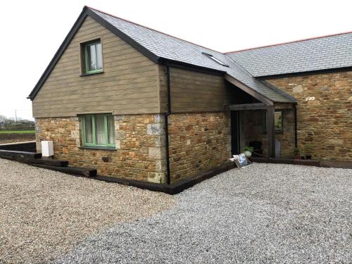 Apple Tree Barn - converted barn with meadow views