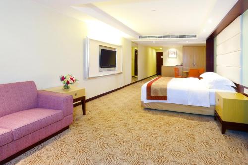 room detail thumbnail 1