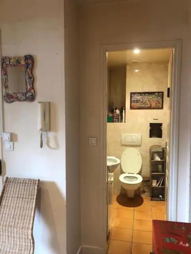 Parigi XI grande appart 2 camere da letto bagno privato 4 e più ospiti, Parigi (foto 10)