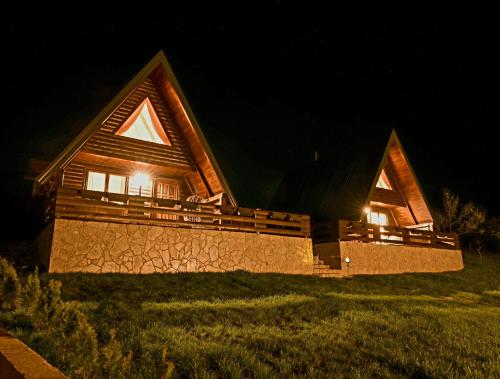 酒店外观, Cottages Relax in 亚伊采