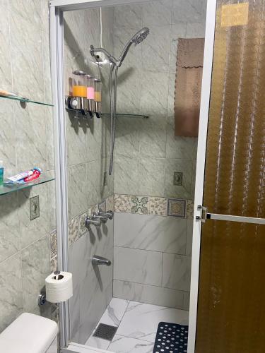 Zuhanyzó, Murray's Cool Spot in Mandeville