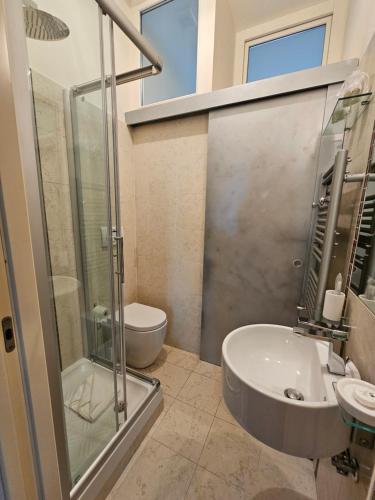 Exclusive Domus Vatican- Meospiti Cesare Exclusive - image 12