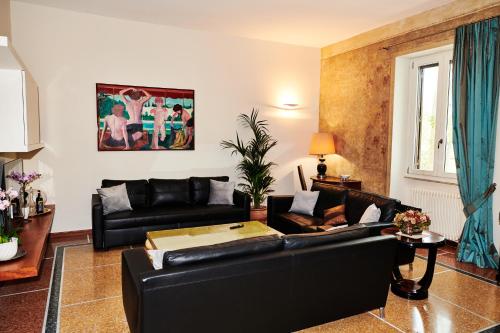 Exclusive Domus Vatican- Meospiti Cesare Exclusive - image 13