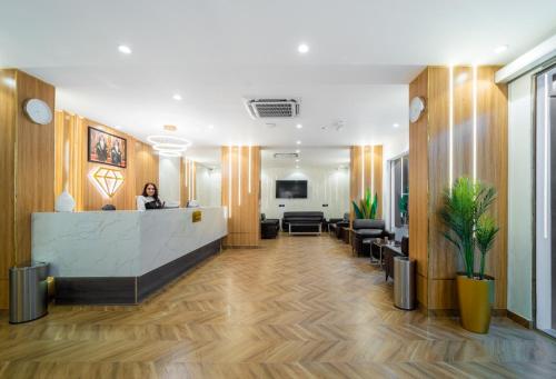 Facilities, جوهرة مسقط للشقق الفندقية in Seeb (Muscat)