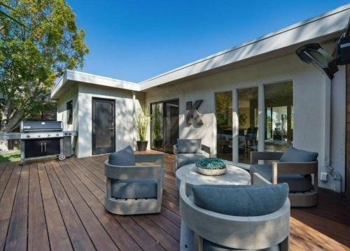 Hollywood Hills Oasis: The Ultimate Luxury Retreat in Los Angeles, USA