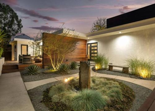 Hollywood Hills Oasis: The Ultimate Luxury Retreat in Los Angeles, USA