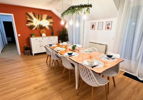 ห้องพัก, L'évasion appart, proche disney, 8 pers. (L'evasion appart, proche disney, 8 pers.) in คอลเลอเจียน