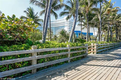 Fontainebleau Miami Beach