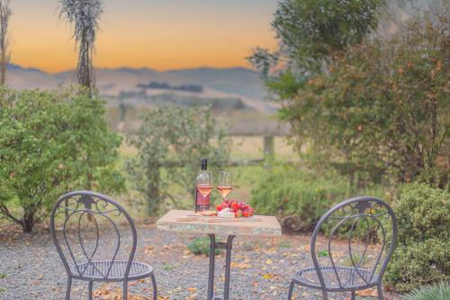 Villa City Break for couples 27 mins CHC Airport in Tai Tapu