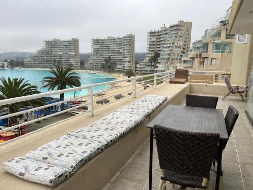 San Alfonso del Mar, Algarrobo in Algarrobo