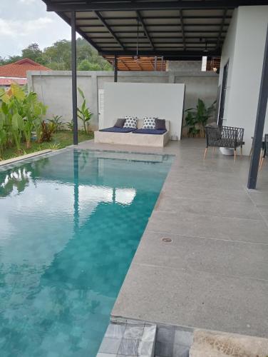 Sakhu Pool Villa