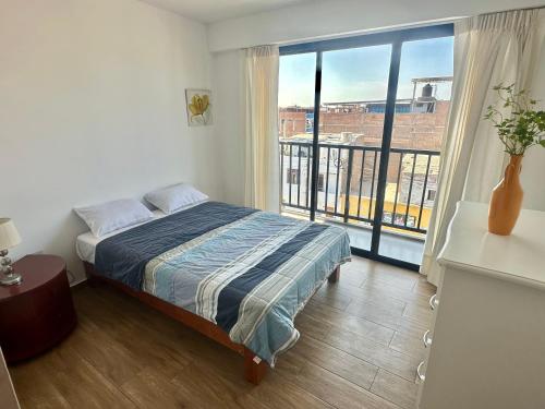 Lindo Departamento con Terraza Vista al Mar in Pimentela