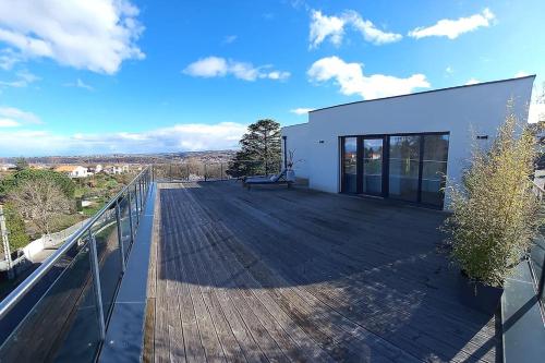 Maison contemporaine et roof top