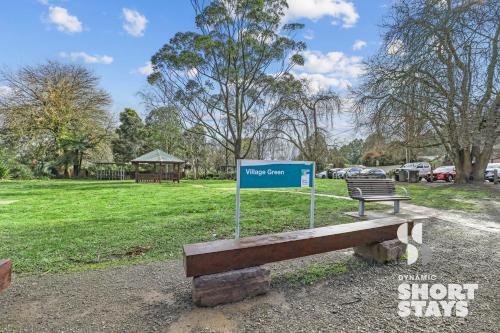 Charming Retreat in Monbulk located in the Dandenong Ranges