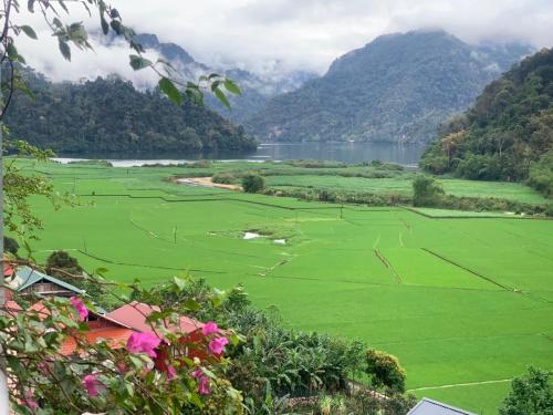 Pac Ngoi Village's homestay (Ba Be Lake)