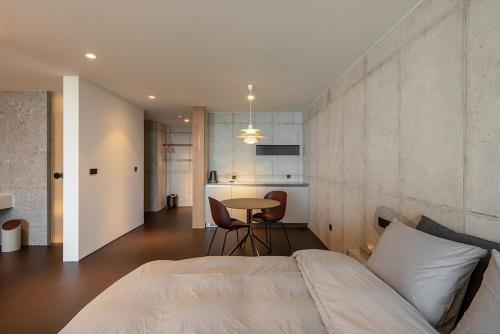 Sleeps 2